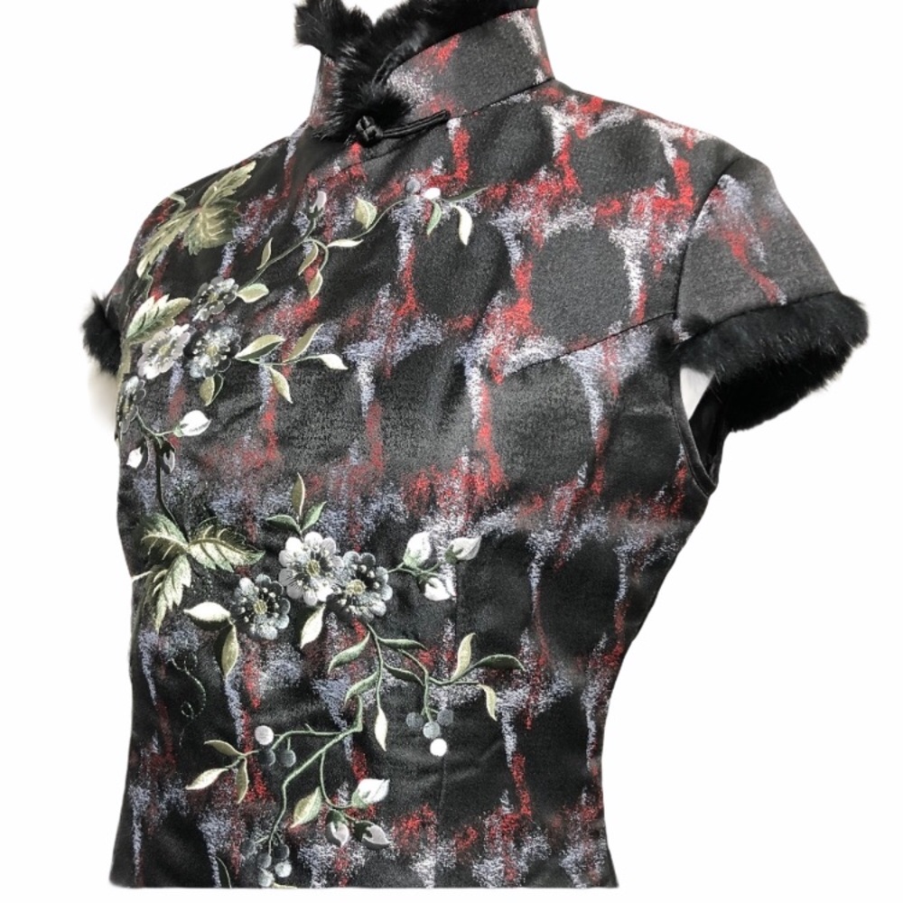NEW Mandarin Collar Embroidered Winter Cheongsam Dress Faux Fur Trim